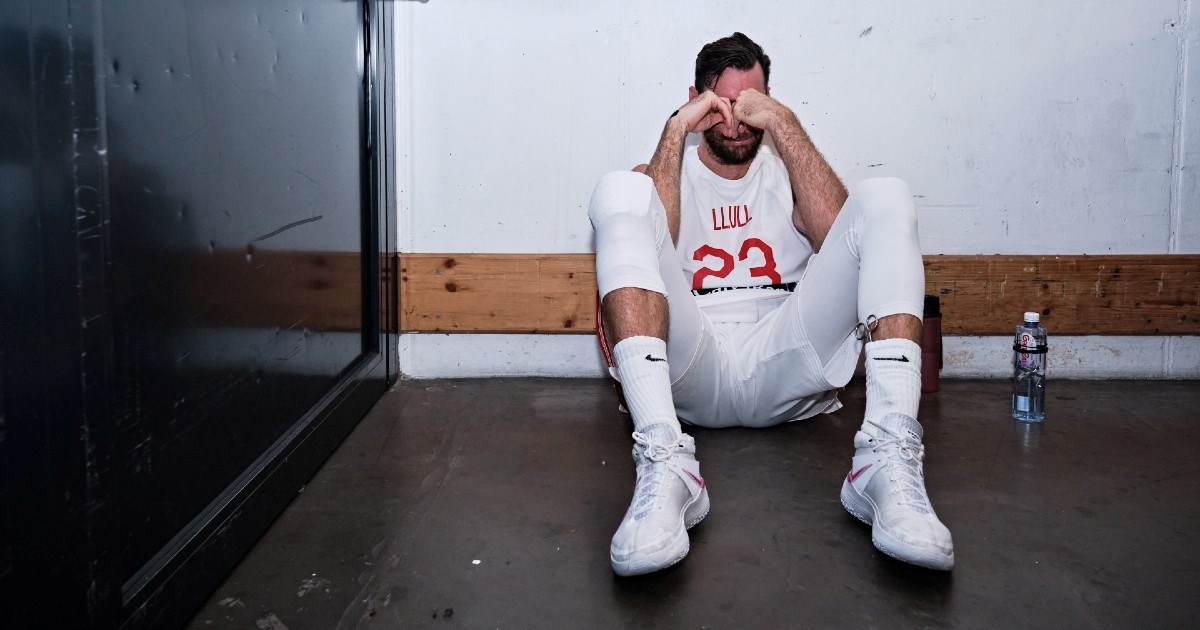 Najemotivniji trenutak Eurobasketa. Legenda sjela na pod i zaplakala