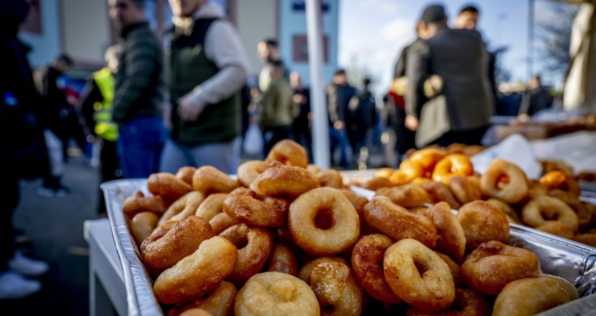 Znate li kako čestitati Bajram?