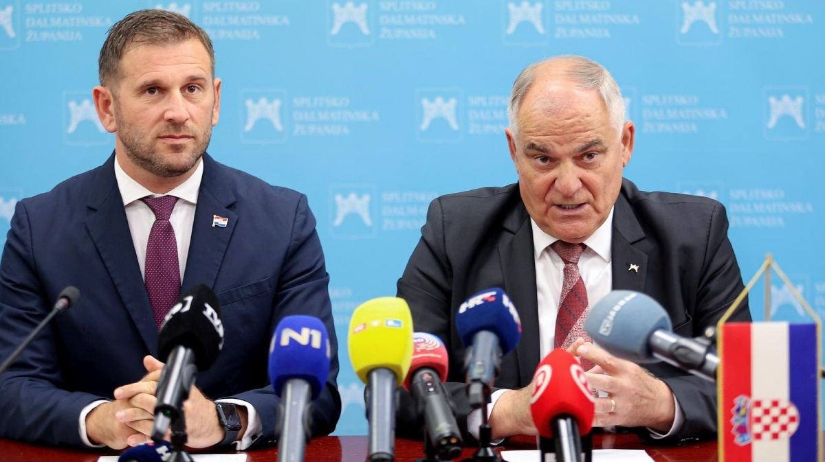 Šuta i župan Boban : Svaki srednjoškolac dobit će 200 eura za udžbenike