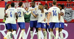 AUSTRIJA - FRANCUSKA 0:1 Francuska pobijedila autogolom, Mbappe se ozlijedio