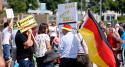 Tisuće Nijemaca prosvjedovale protiv uvedenih mjera, policija ih tjerala