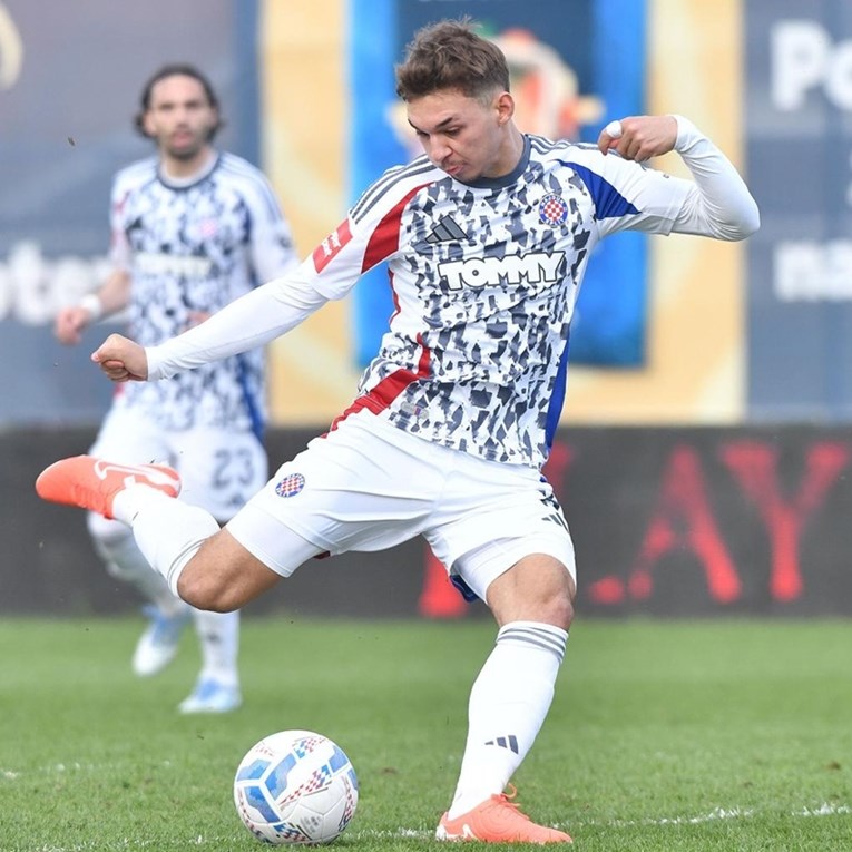 Hajduk će biti prisiljen prodati Sigura? 