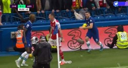 VIDEO Xhaka se svađao s igračem Chelseaja. Onda mu je žestoko uletio Kovačić
