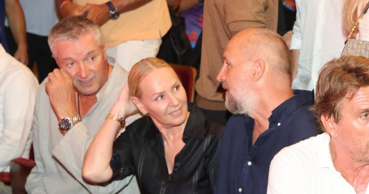 Rijetko ih viđamo zajedno: Toni i Renata Kukoč pojavili se u splitskom HNK-u