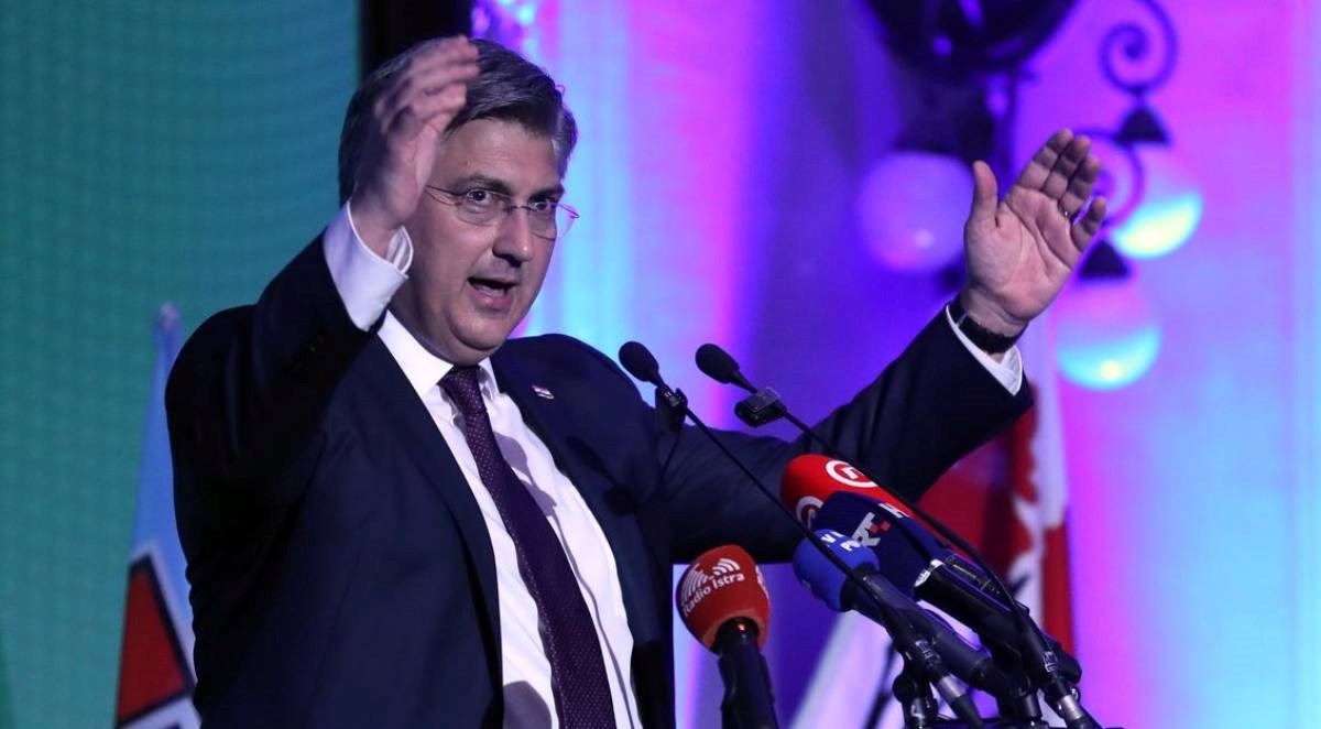 Plenković u prvomajskoj čestitki hvalio sebe i svoju vladu