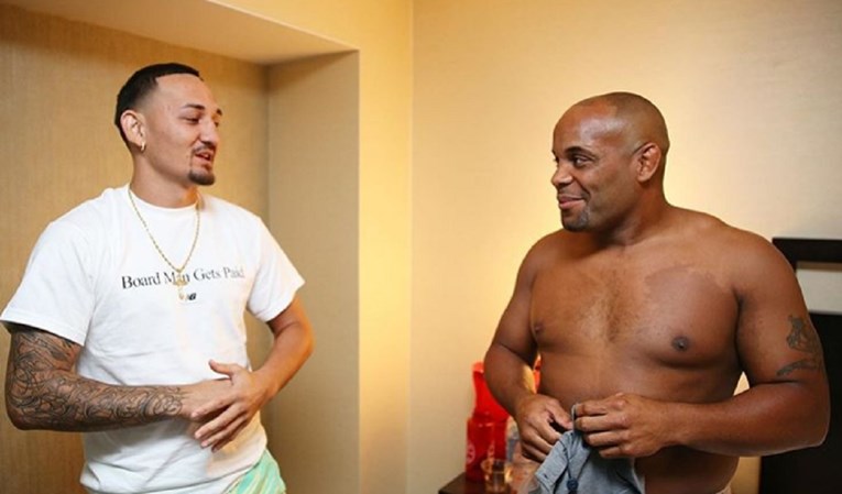 UFC-ov prvak poručio Cormieru: "Brate, vrijeme je za kraj"