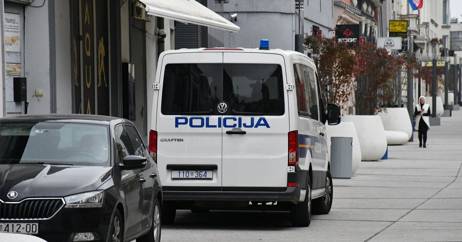 Mladić (19) teško pretučen u kafiću u Slavonskom Brodu