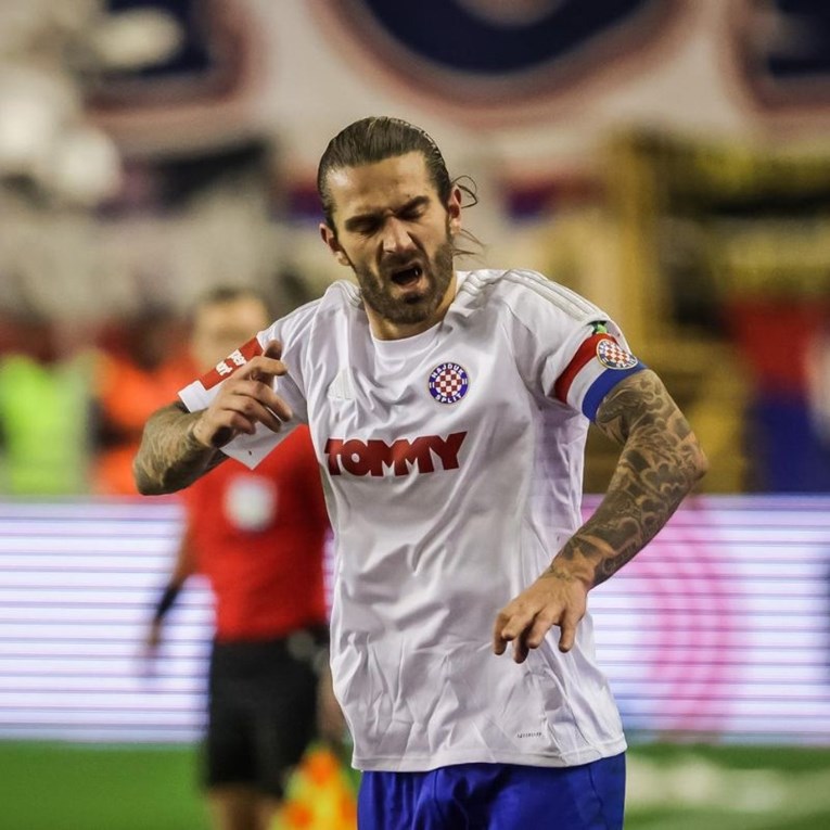 Navijači Osijeka se narugali Livaji: Jone, gdje si ga sakrio?