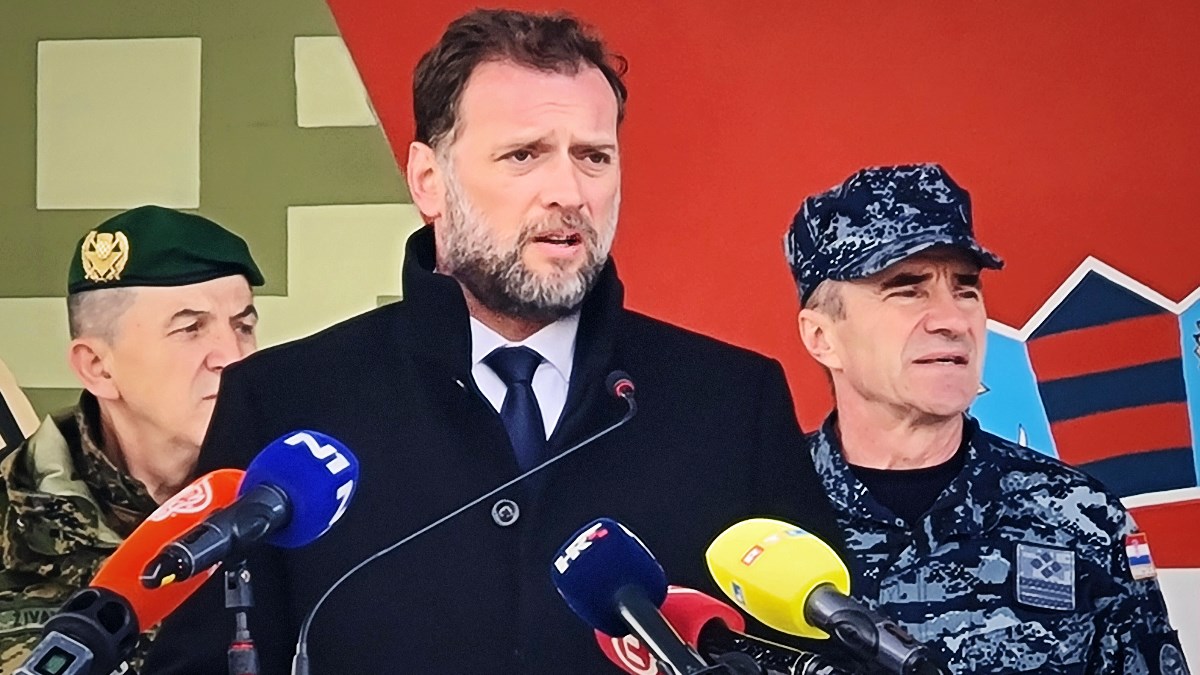 Banožić: Milanoviću je HV poligon za razračunavanje s vladom, meni nije