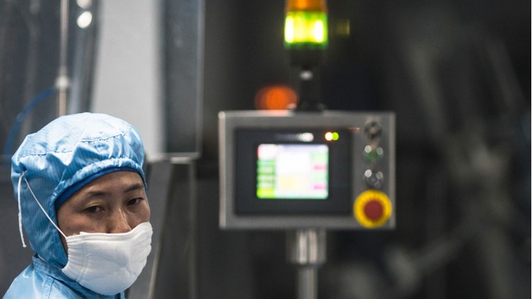 Kineska tvrtka Sinopharm započela treću fazu testiranja cjepiva za covid-19