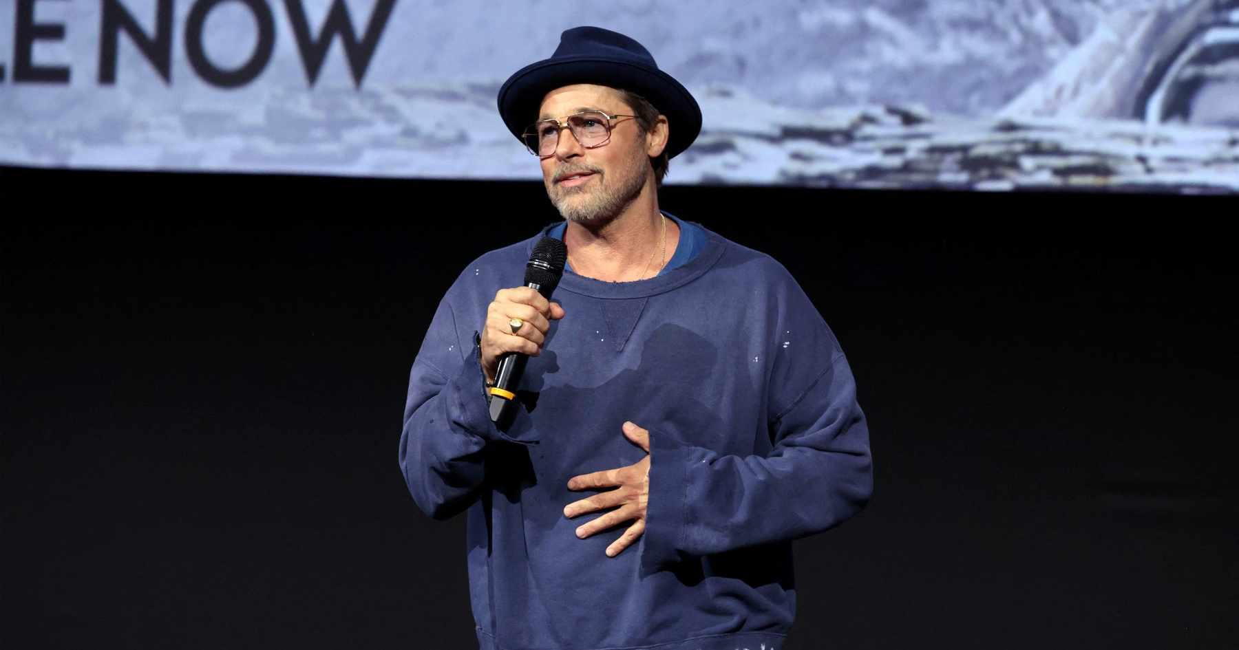Brad Pitt (62) pojavio se na projekciji, njegov outfit odmah je privukao pažnju