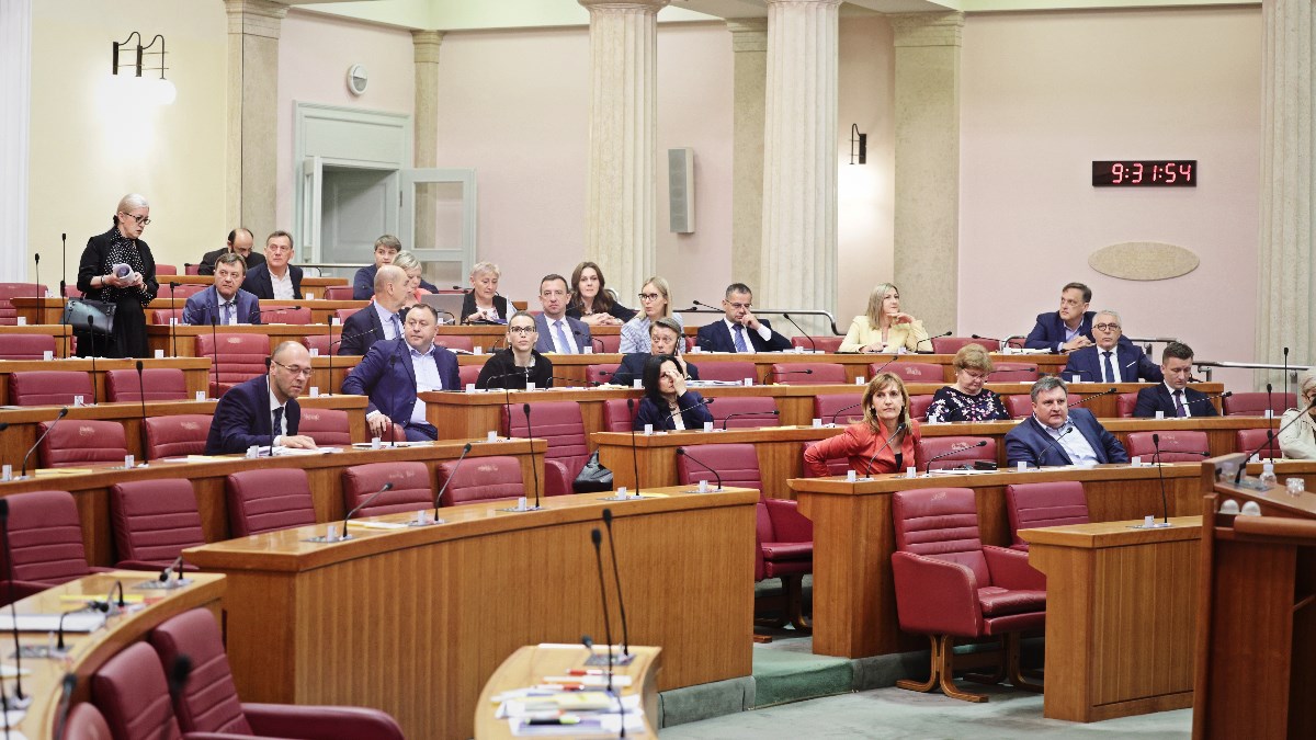 Oporba: Vlada mora otići zbog kriminala i klijentelizma. HDZ: To je besmisleno