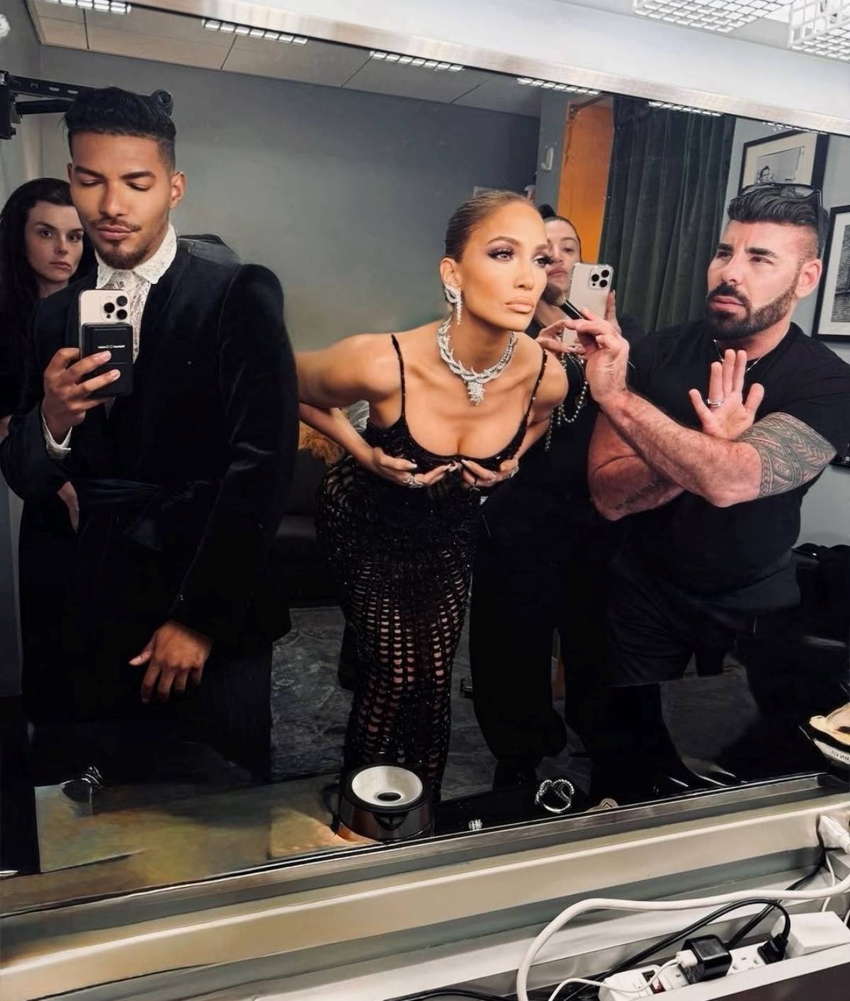 Jennifer Lopez tužili jer je objavila fotke sebe