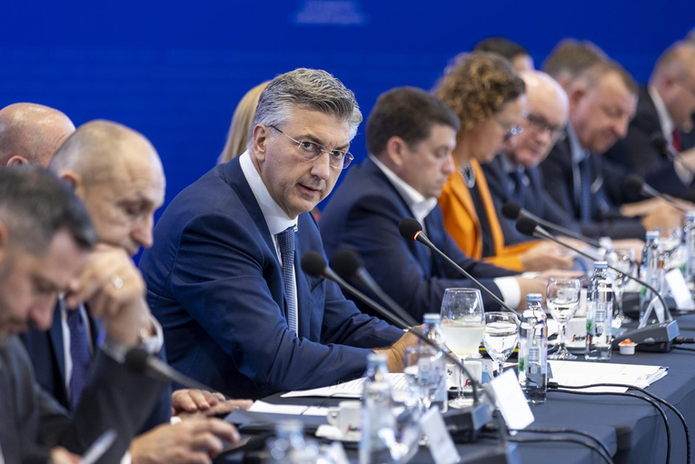 Plenković: Zanimljivo je kako mediji prate štrajk u Zagrebu