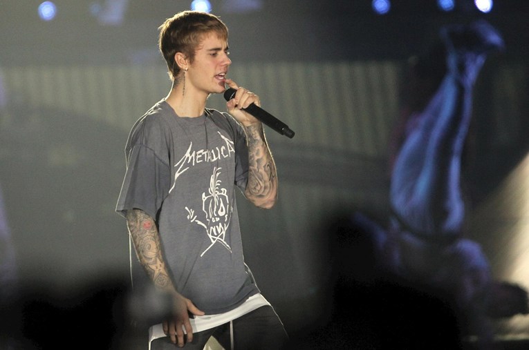 Justin Bieber zbog zdravstvenih problema privremeno prekida svjetsku turneju