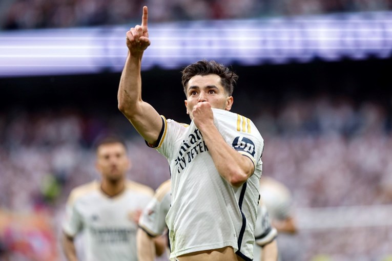 Transferi: Napadač potpisuje ugovor s Realom. Hajduk planira prodaju dvojice igrača