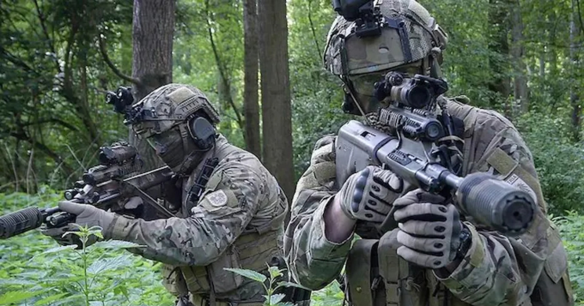 Telegraph: Veterani elitnog SAS-a u Srbiji obučavaju Ruse za rat