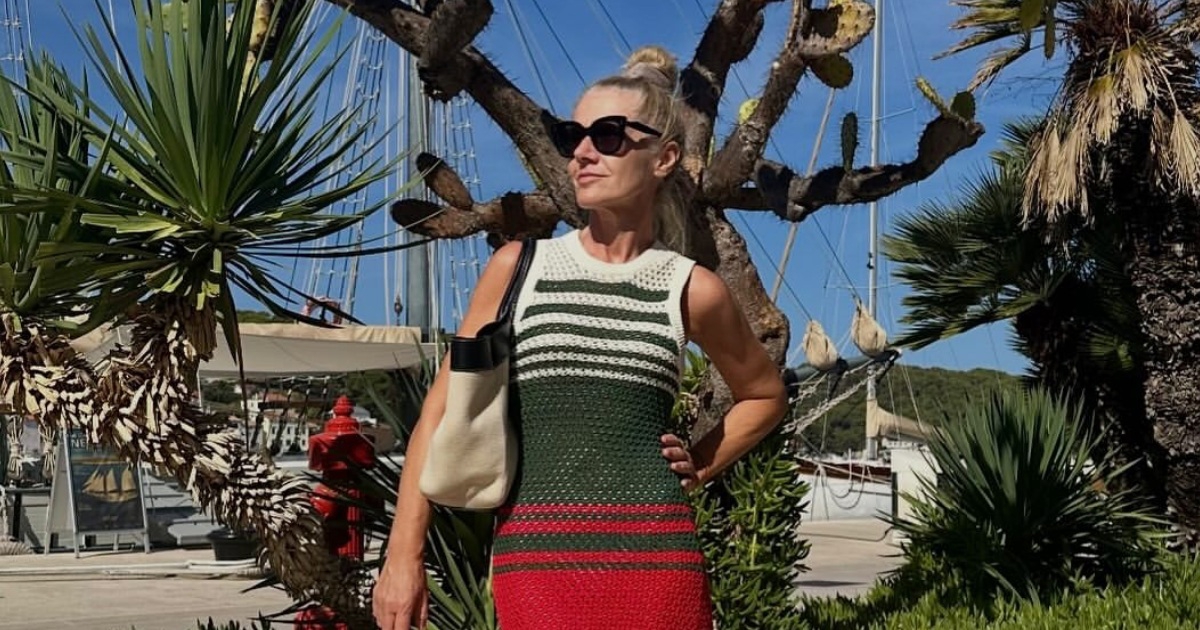 Barbara Kolar zablistala u prugastoj haljini od 30 eura