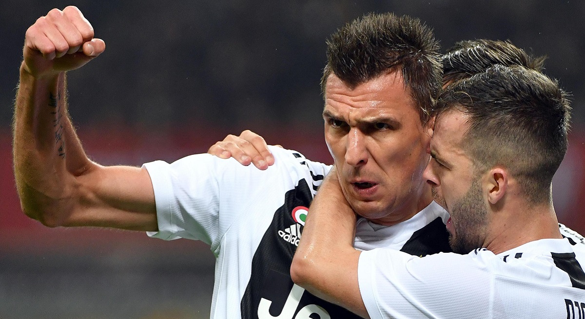 Telegraph: Mandžukić zaslužuje priliku za labuđi pjev