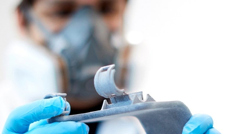 WHO: Još uvijek nema dokaza da se koronavirus može širiti preko površina