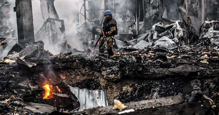 Ukrajina srlja prema katastrofi