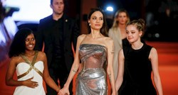 Kći Angeline Jolie i Brada Pitta i na sudu zatražila odbacivanje očevog prezimena