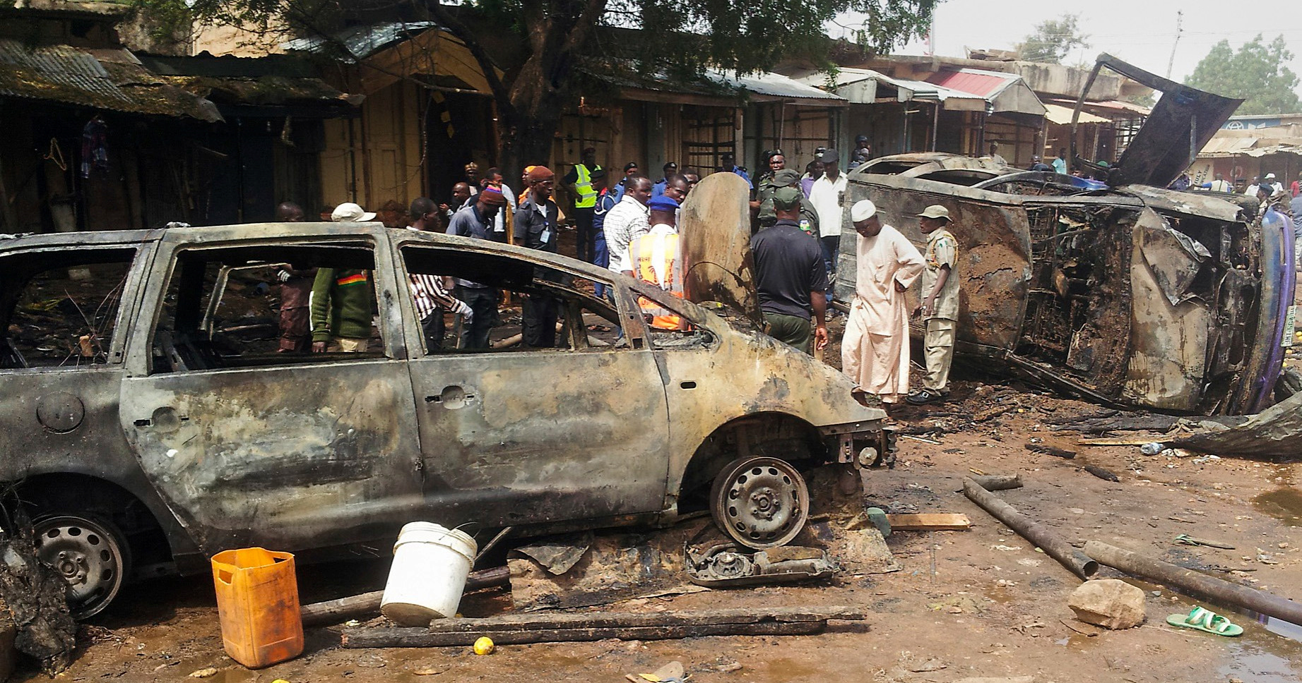 Napadi bombaša samoubojica u Nigeriji, ubijeno najmanje 23 ljudi