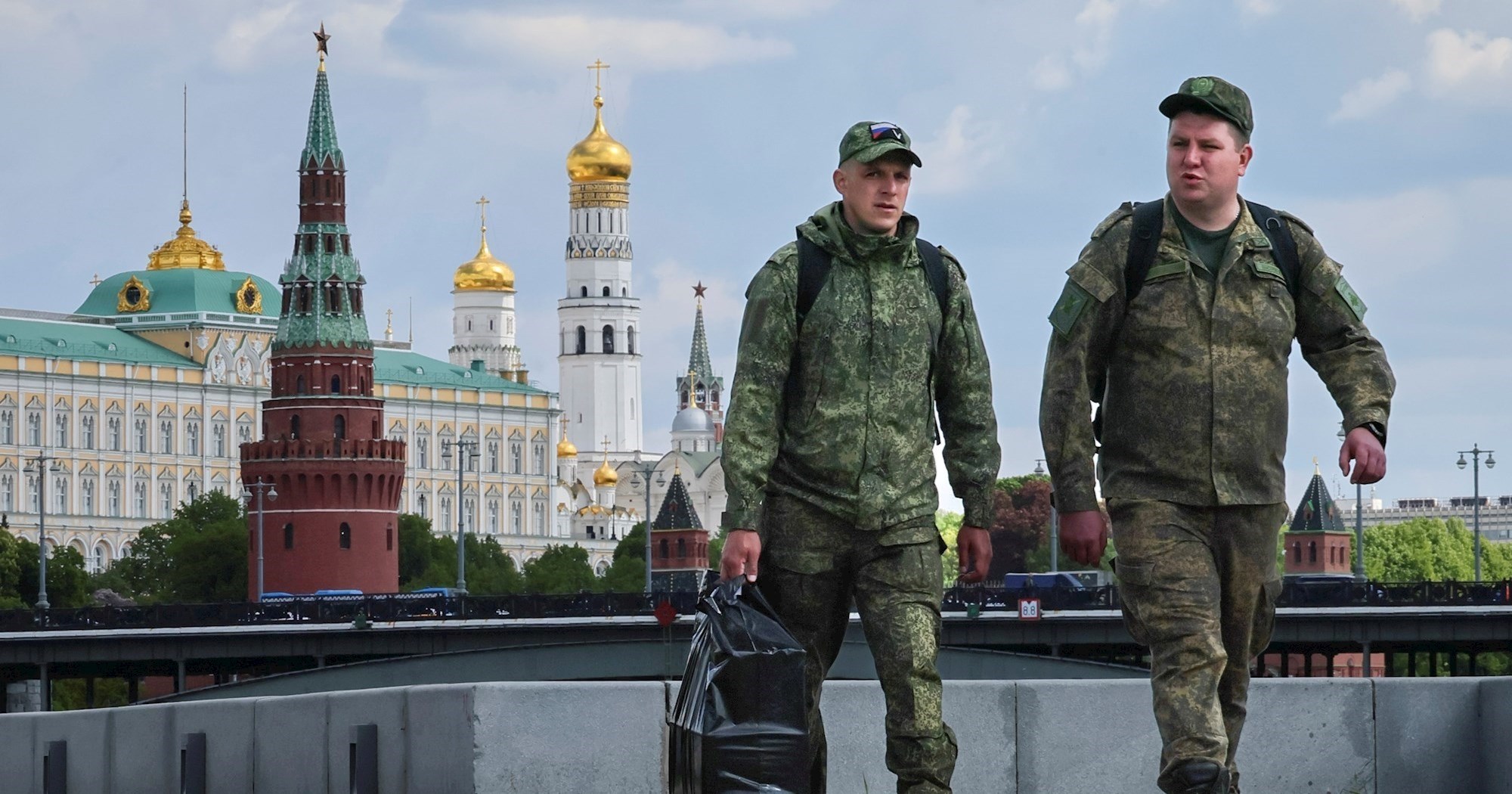 Business Insider: Izdašni bonusi za novačenje sve više opterećuju rusko gospodarstvo