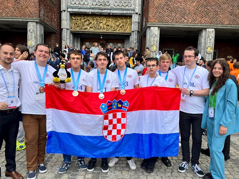 Hrvatski učenici osvojili srebrnu i 4 brončane medalje na matematičkoj olimpijadi