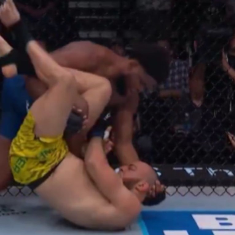 Brazilac ispisao UFC povijest. Tri puta u nizu slavio istim potezom