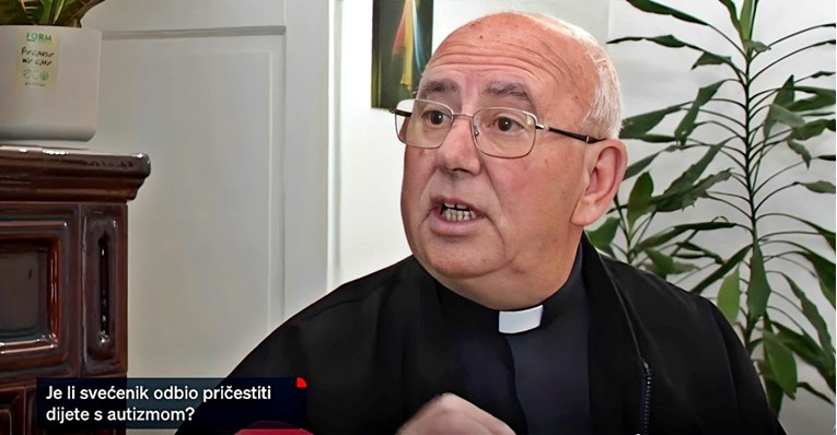 Svećenik odbio pričestiti dijete s autizmom: "Ne možete se igrati sa svetim stvarima"