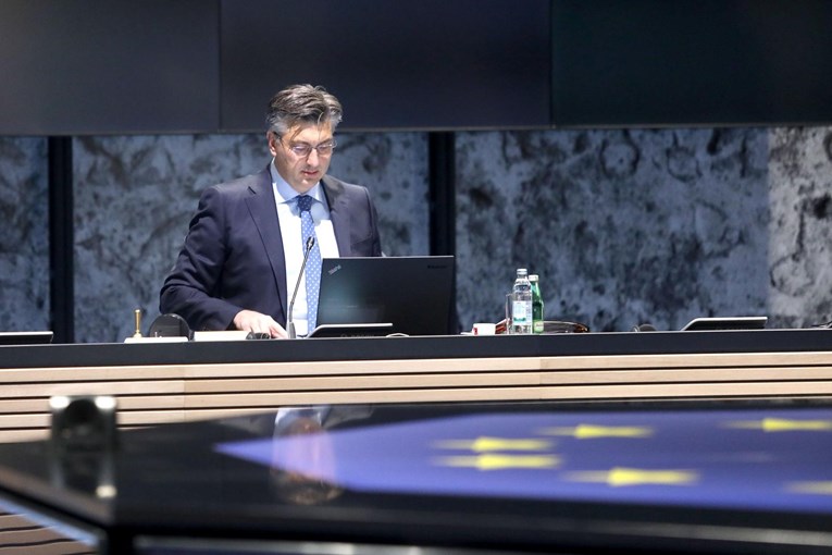 VIDEO Vlada usvojila nove mjere, Plenković najavio rezove u javnom sektoru