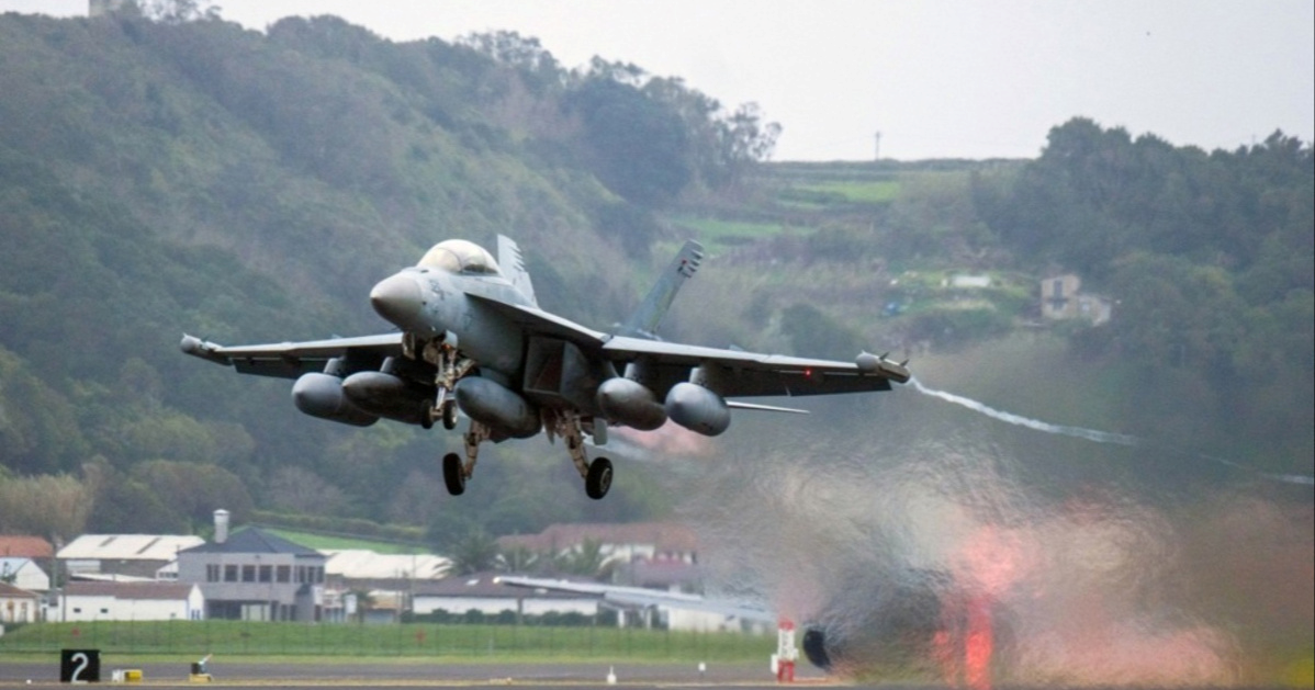 Portugal odobrio SAD-u korištenje baze Lajes, ali uz posebne uvjete