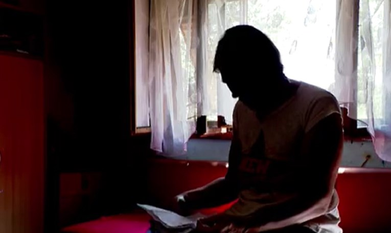 Mladić s intelektualnim poteškoćama tvrdi da je silovan u edukacijskoj ustanovi