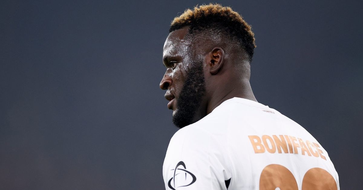 Zvijezda Bundeslige piše bizarne poruke na Instagramu: "Ne možeš piti kravu"