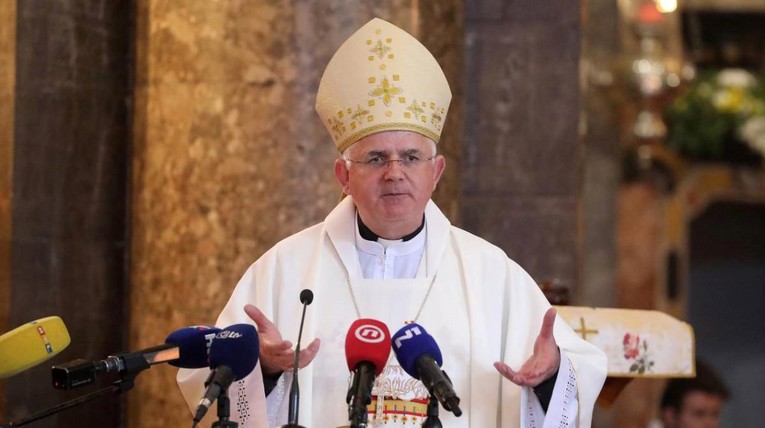 Nadbiskup Uzinić: Mi vjernici nemamo monopol na Krista