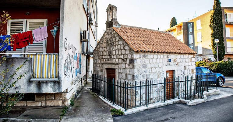 Kapelica u Dubrovniku pretvorena u apartman. Ima 25 kvadrata, košta 120.000 eura 