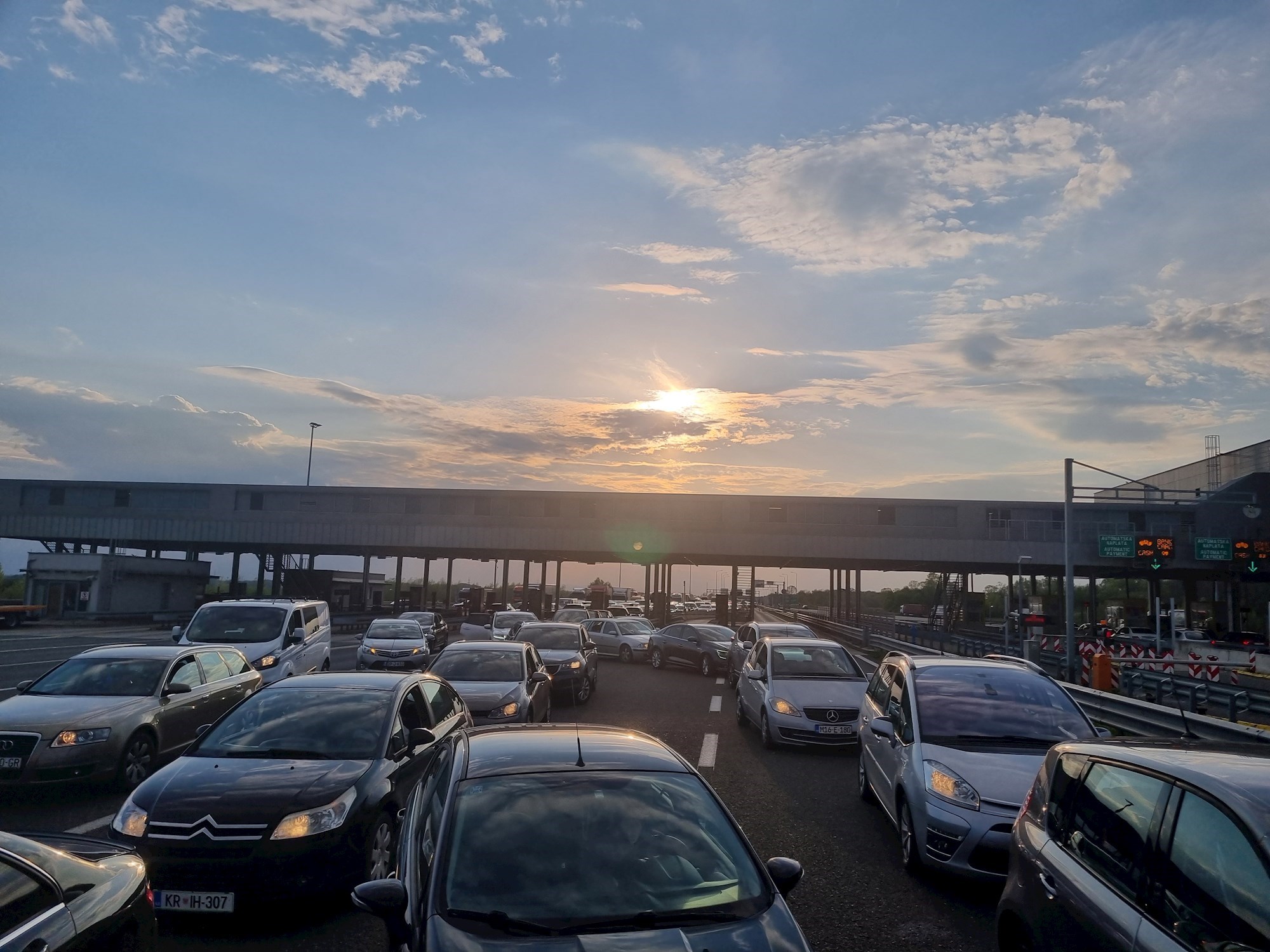 FOTO Ljudi nam svaki dan šalju slike gužvi na zagrebačkoj obilaznici, opet je kaos