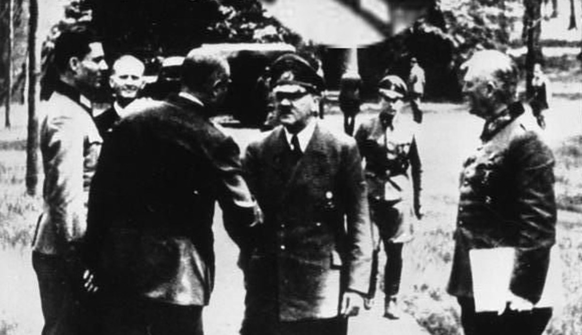 Umalo je ubio Hitlera. Nedostajalo je nekoliko centimetara da se promijeni povijest