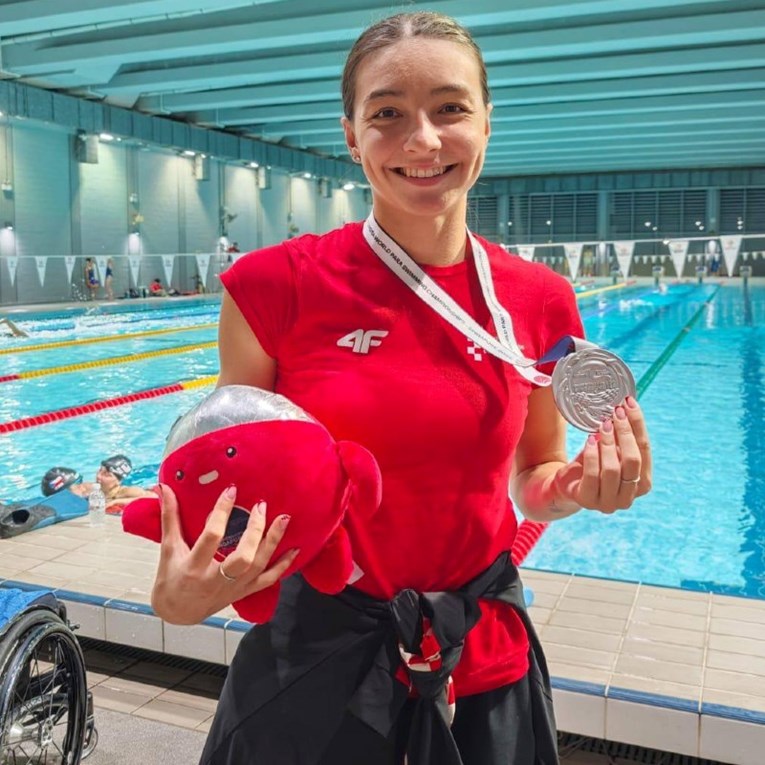 Paraplivačica Emma Mečić osvojila srebro na Svjetskom prvenstvu