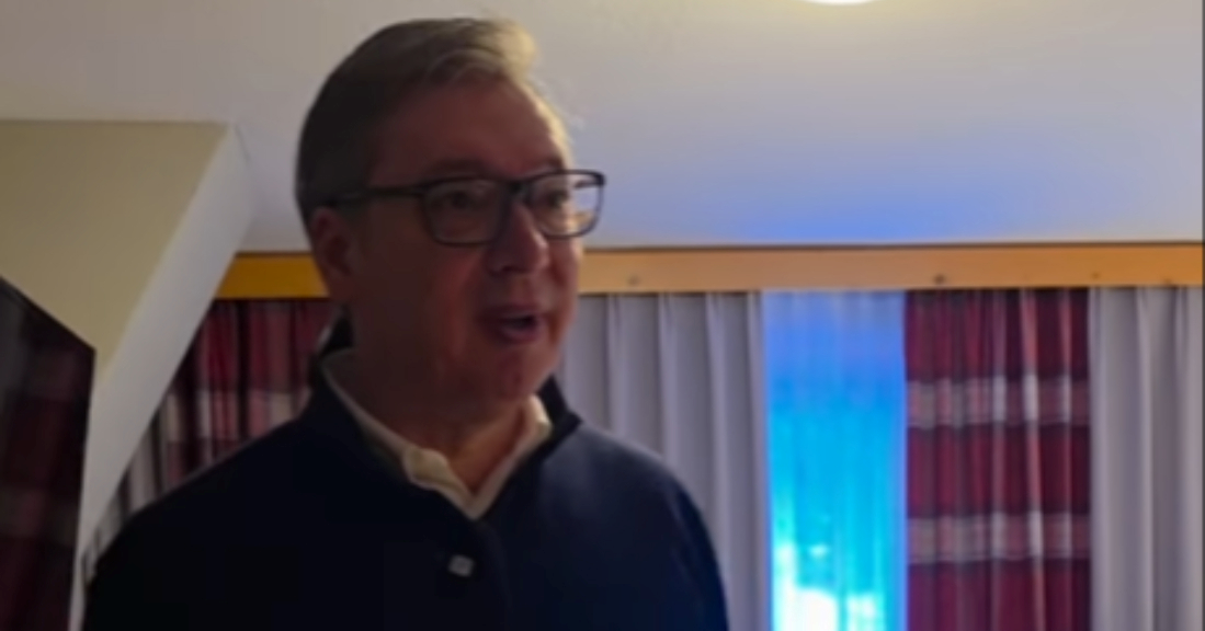 VIDEO Vučić pokazao hotelsku sobu u Švicarskoj. "Švicarska skromnost, Ikea stil"