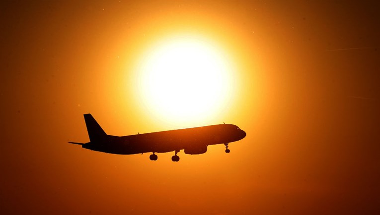 Emisije štetnih plinova iz zrakoplovstva i brodarstva su se udvostručile