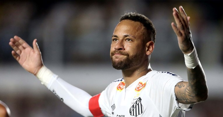 Neymarov ispad na društvenim mrežama: "Još jedna laž us*anog novinara"