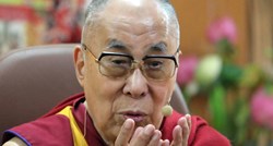 Dalaj Lama pisao novom kralju: Vaša majka je vodila život pun značenja