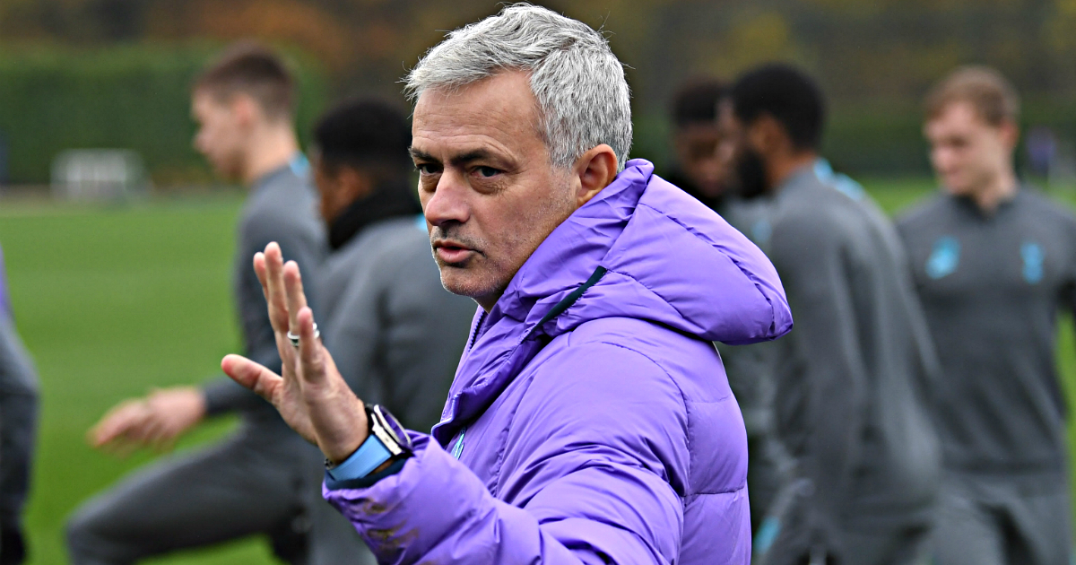 Mourinho izvadio igrača u 29. minuti pa mu se ispričao: "Najteži trenutak"