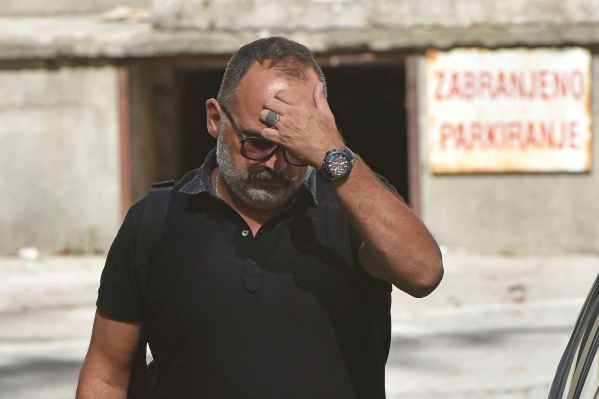 Tony Cetinski ugasio profil na Fejsu zbog uvredljivog statusa: "Nemam ništa s time"