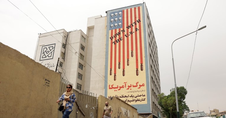 Iranska državna televizija: Obavještajni podaci pokazuju da se SAD priprema za rat