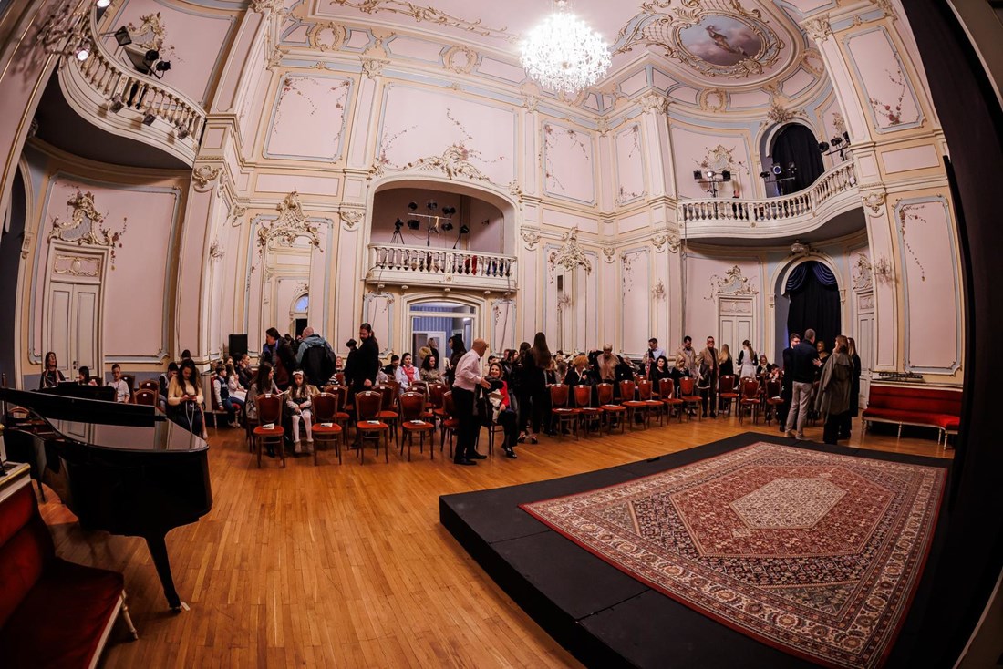 Hrvati sve više idu u kazalište