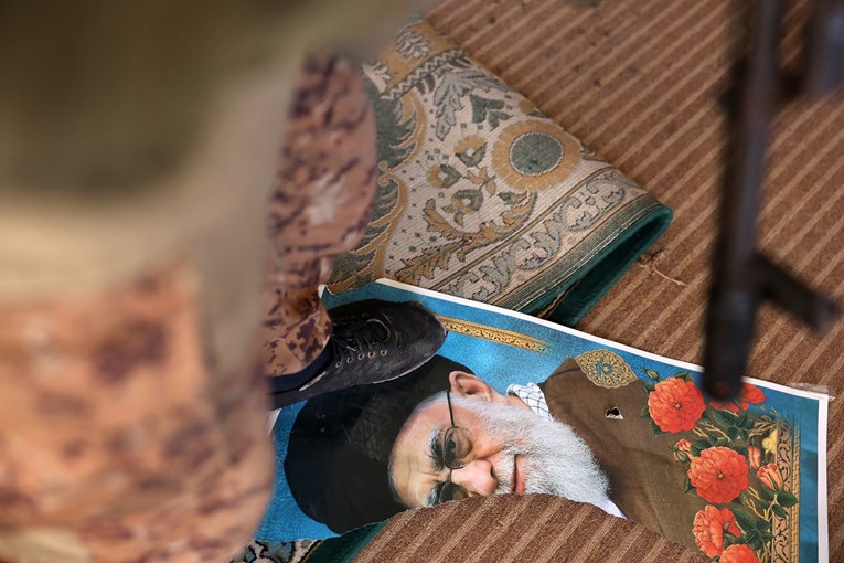 Iranski režim je na rubu