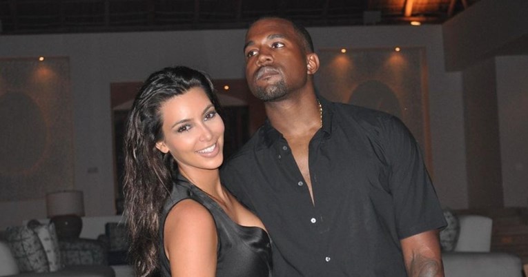 Kanye West i dalje nosi vjenčani prsten, dok se za Kim priča da ima novog dečka